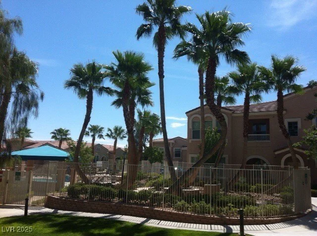 9975 Peace, Las Vegas, NV 89147