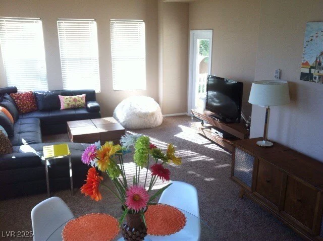 9975 Peace, Las Vegas, NV 89147