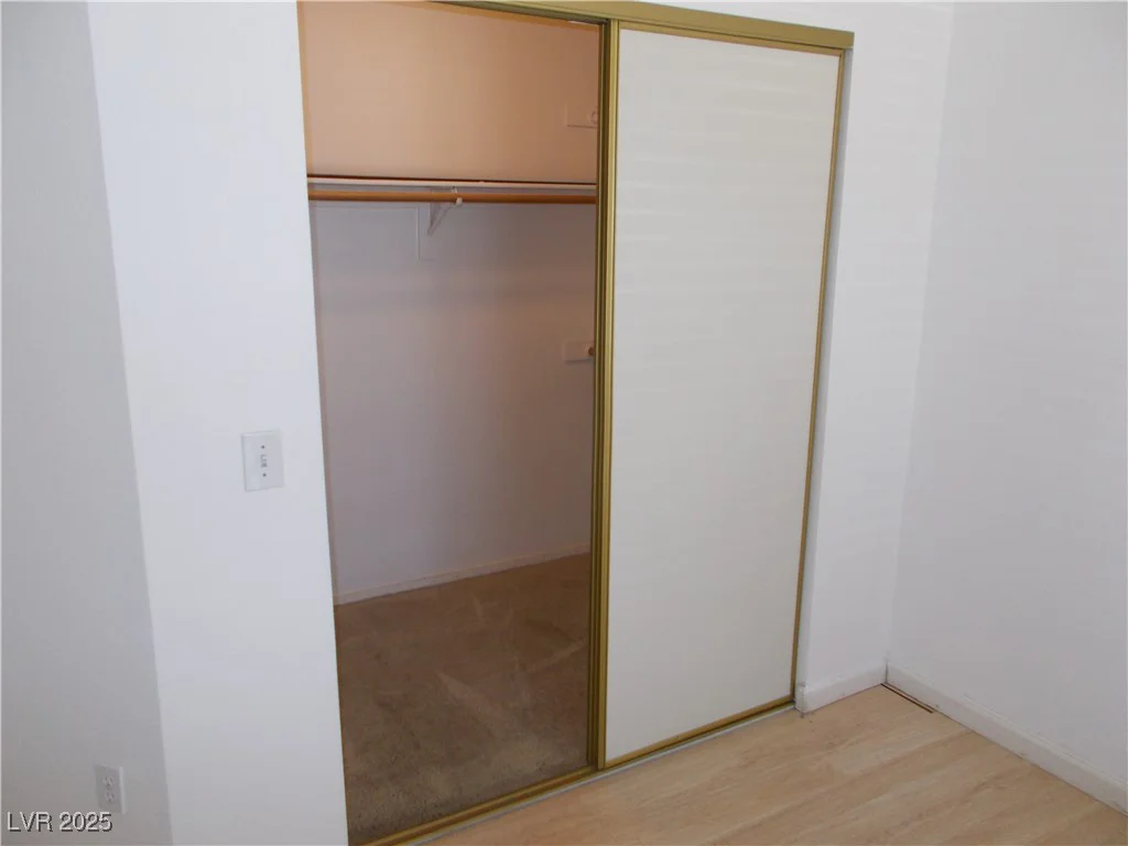 4522 Checker, North Las Vegas, NV 89031