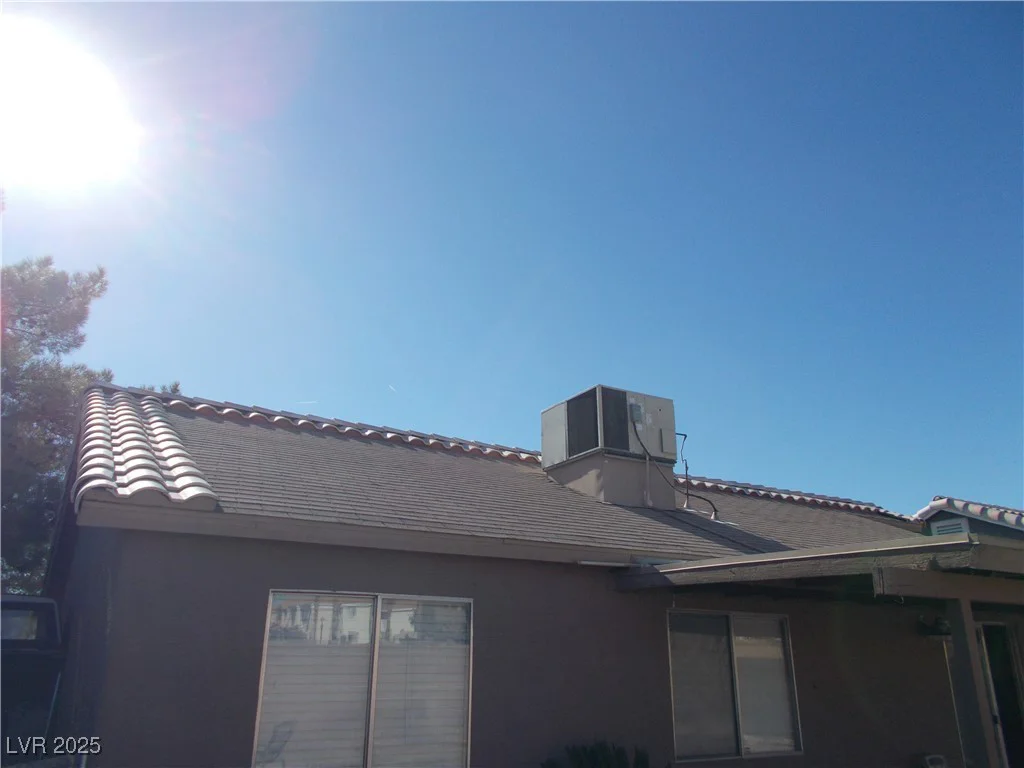 4522 Checker, North Las Vegas, NV 89031