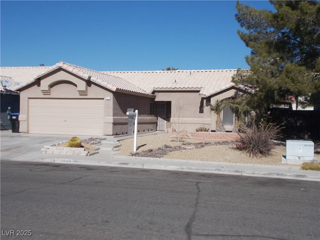 4522 Checker, North Las Vegas, NV 89031