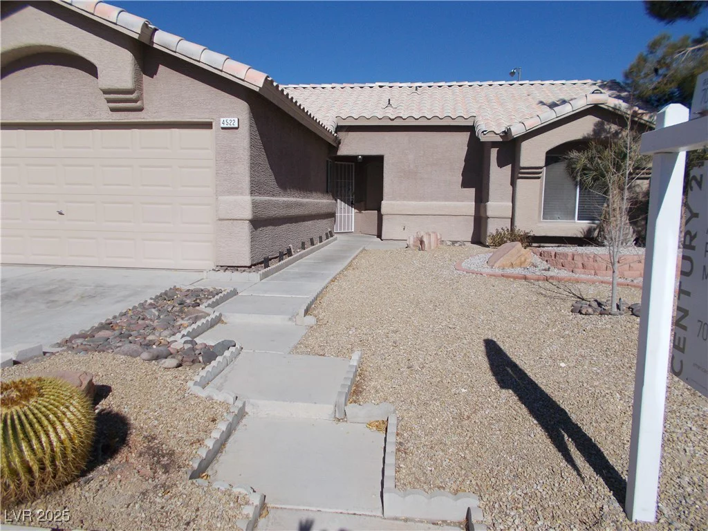4522 Checker, North Las Vegas, NV 89031