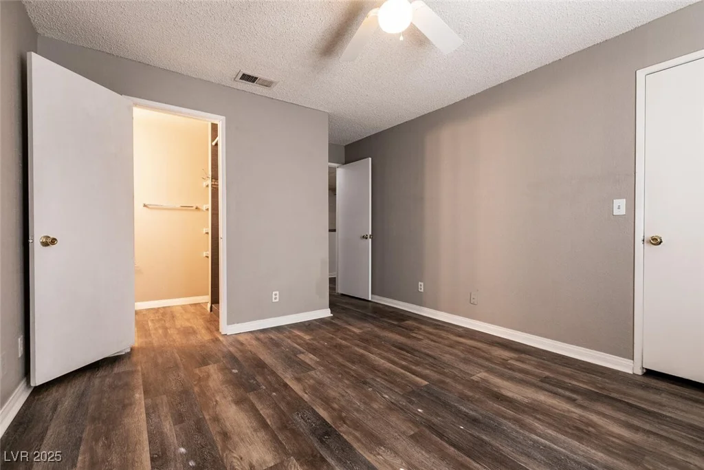 2200 Fort Apache, Las Vegas, NV 89117