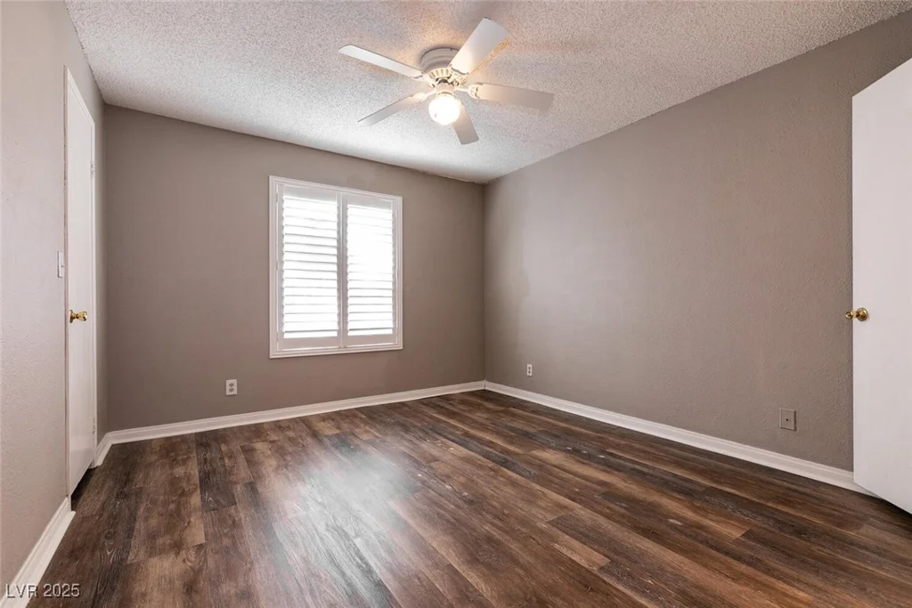 2200 Fort Apache, Las Vegas, NV 89117