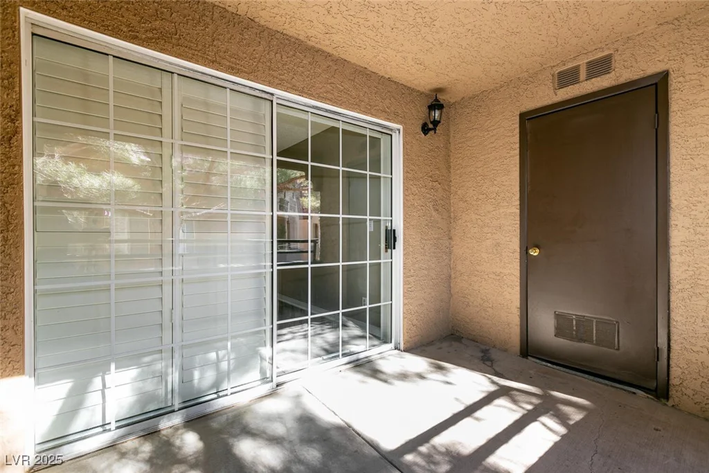 2200 Fort Apache, Las Vegas, NV 89117