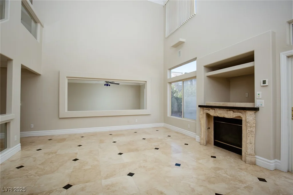 3925 Larkcrest, Las Vegas, NV 89129