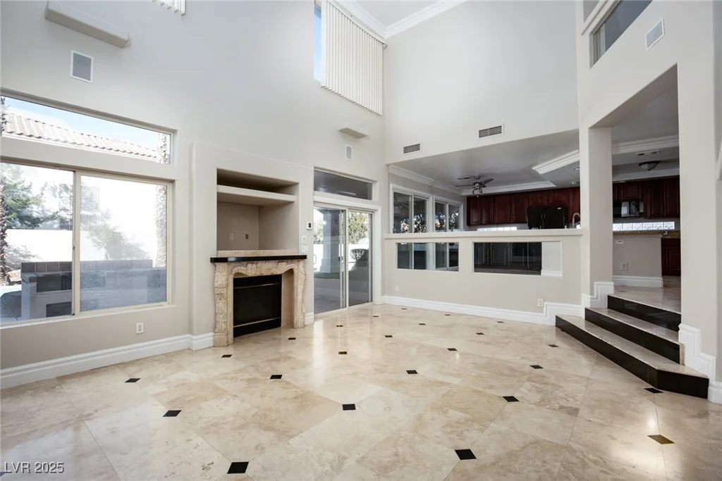 3925 Larkcrest, Las Vegas, NV 89129