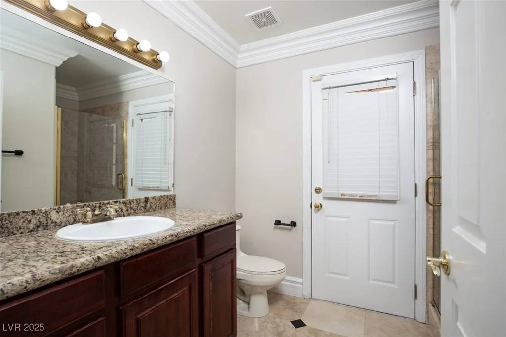 3925 Larkcrest, Las Vegas, NV 89129