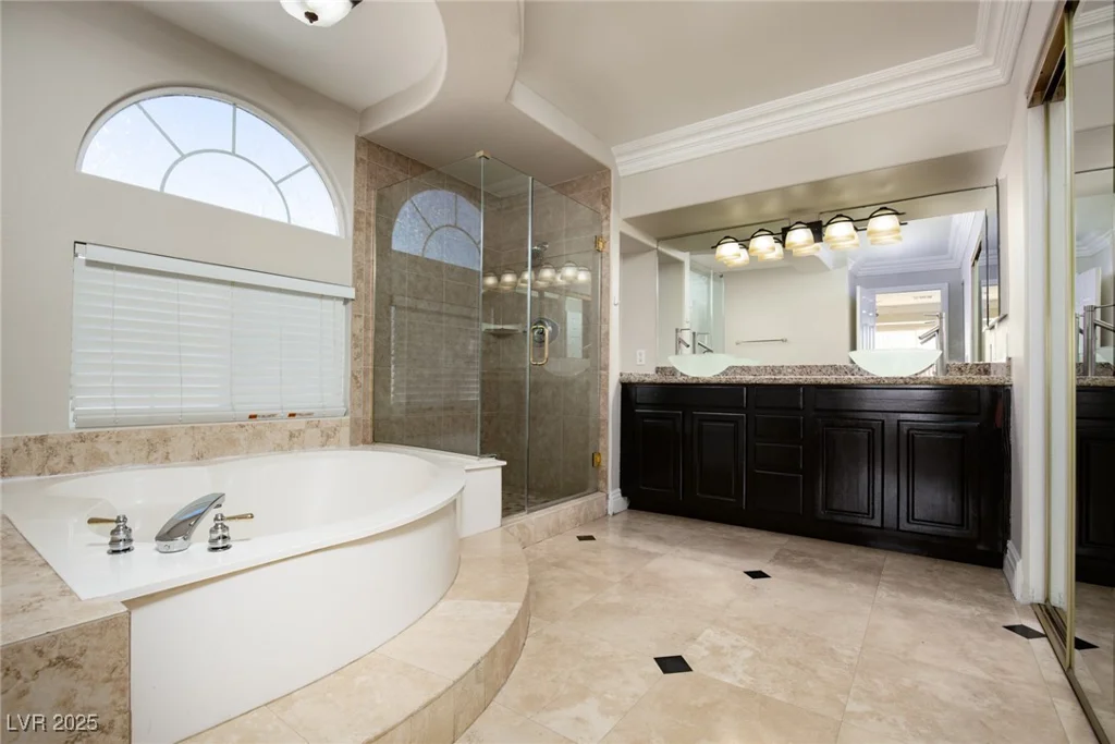 3925 Larkcrest, Las Vegas, NV 89129
