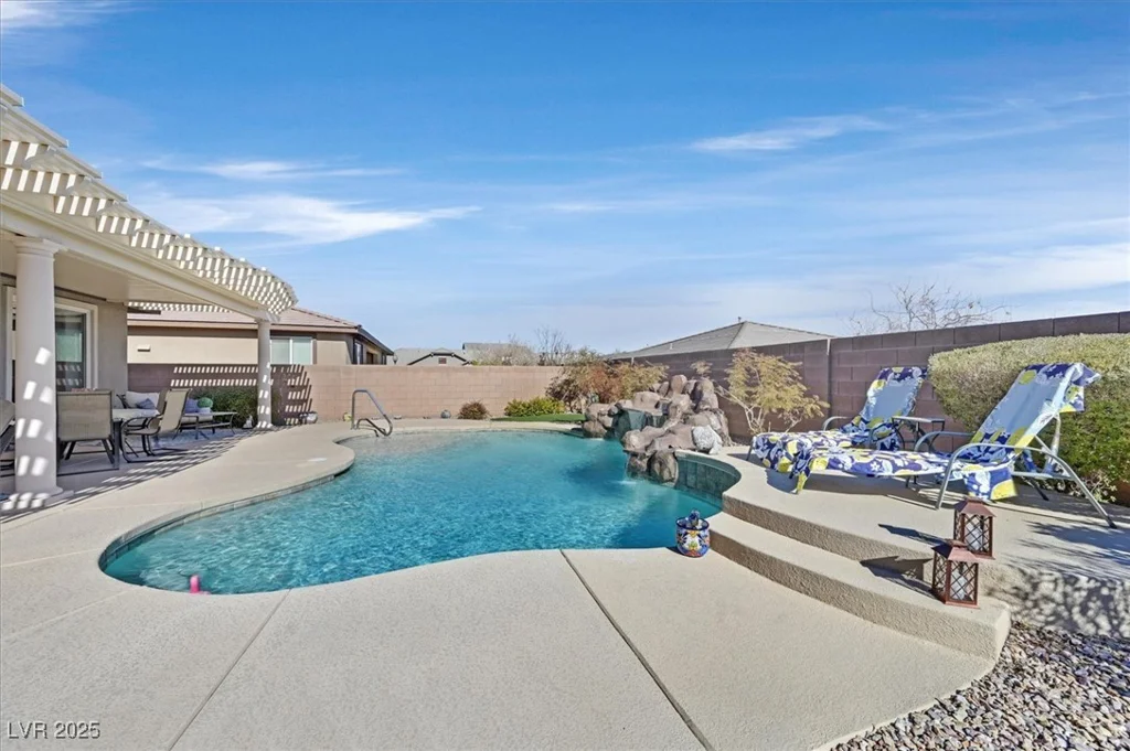 6914 Willowcroft, Las Vegas, NV 89149