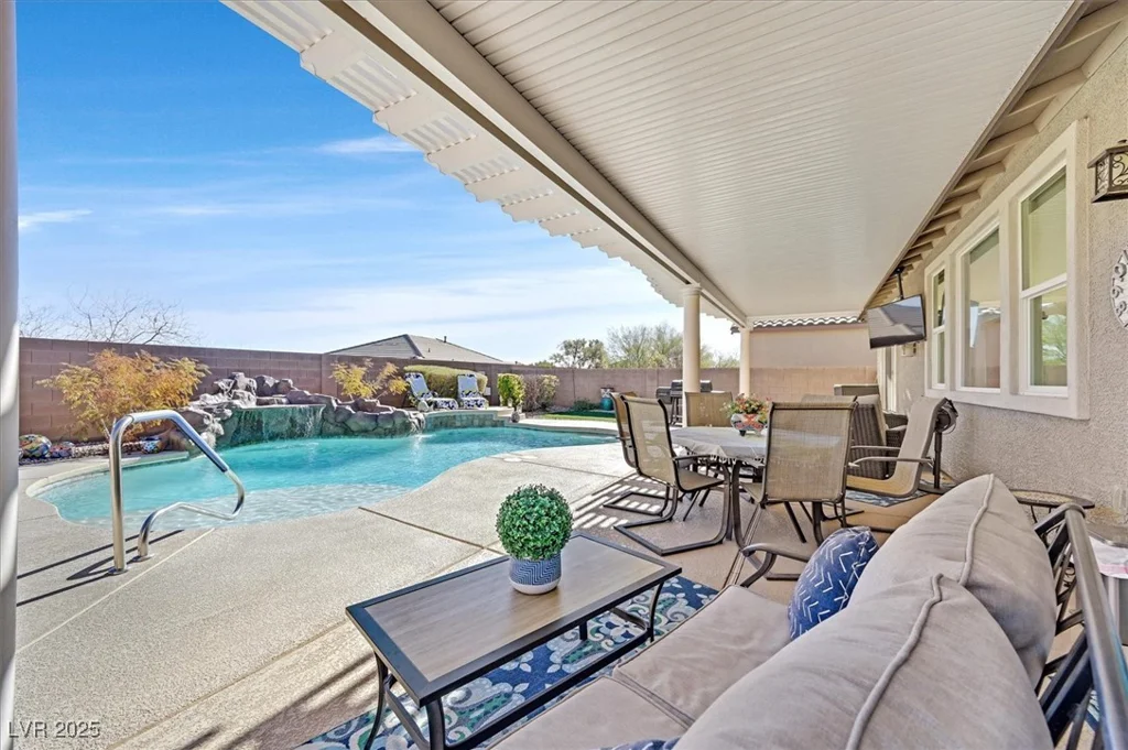 6914 Willowcroft, Las Vegas, NV 89149
