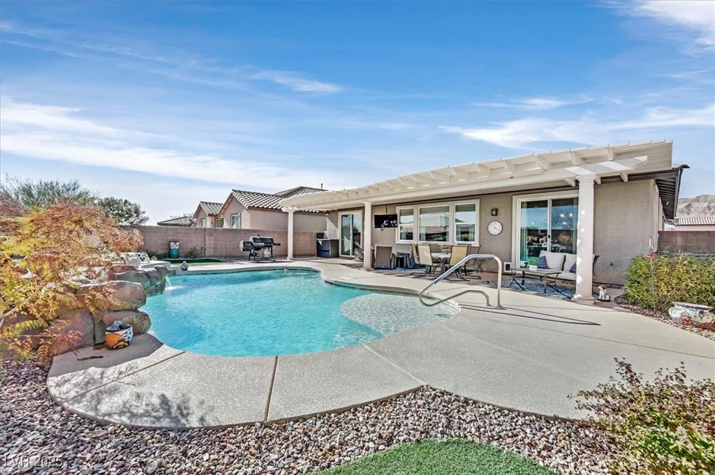 6914 Willowcroft, Las Vegas, NV 89149