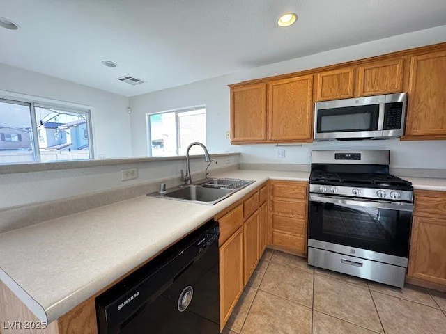 938 Cantabria Heights, Las Vegas, NV 89183