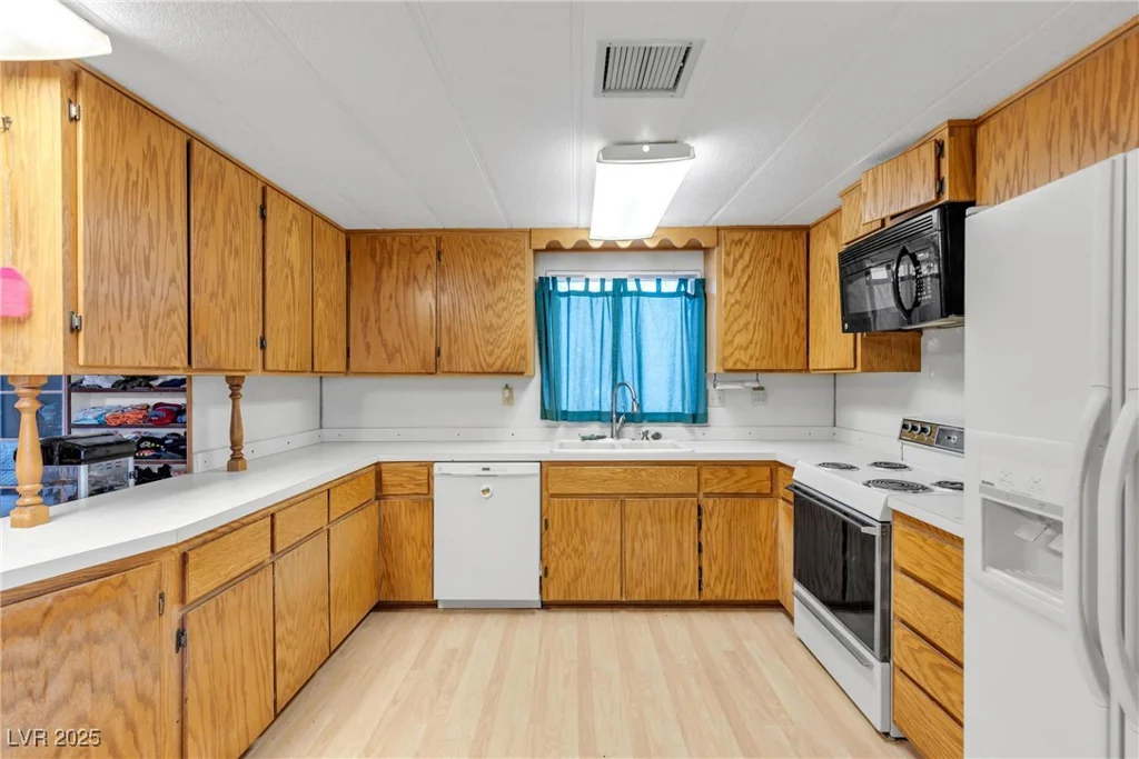 1160 Thousandaire, Pahrump, NV 89048