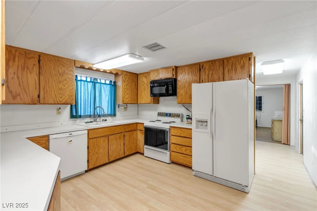 1160 Thousandaire, Pahrump, NV 89048
