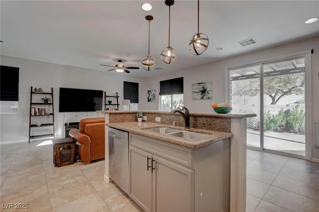 1112 Via Monticano, Henderson, NV 89052