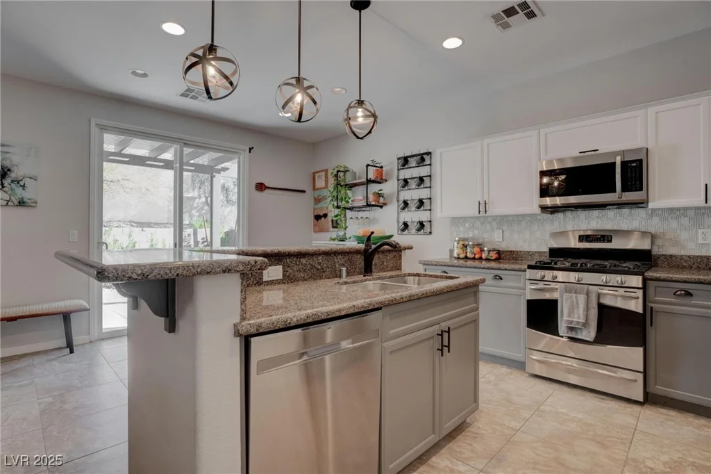 1112 Via Monticano, Henderson, NV 89052