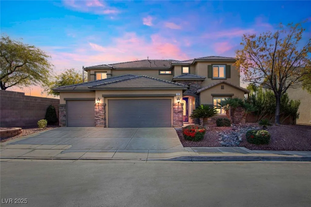 1137 Glistening Point, Henderson, NV 89015