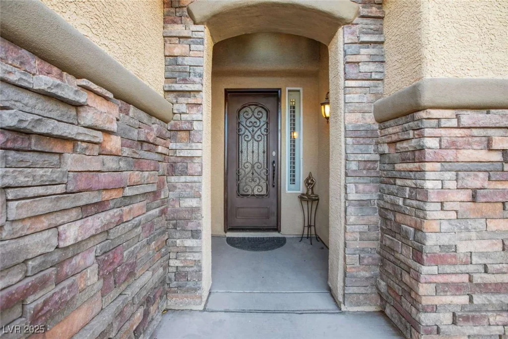 1137 Glistening Point, Henderson, NV 89015
