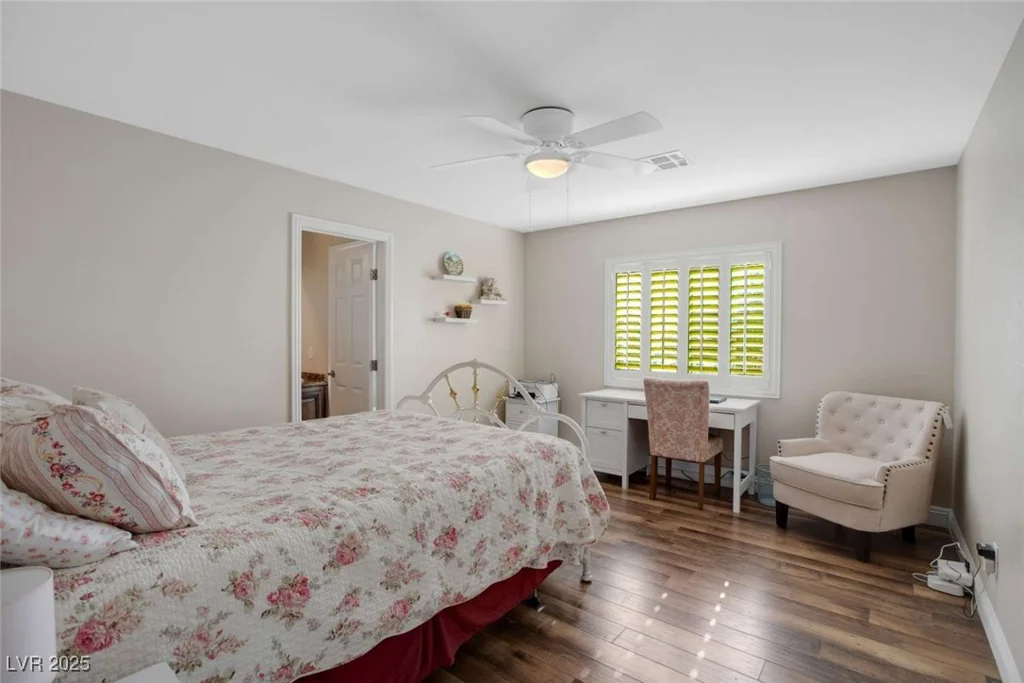 1137 Glistening Point, Henderson, NV 89015