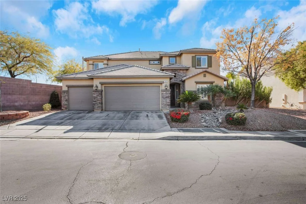 1137 Glistening Point, Henderson, NV 89015