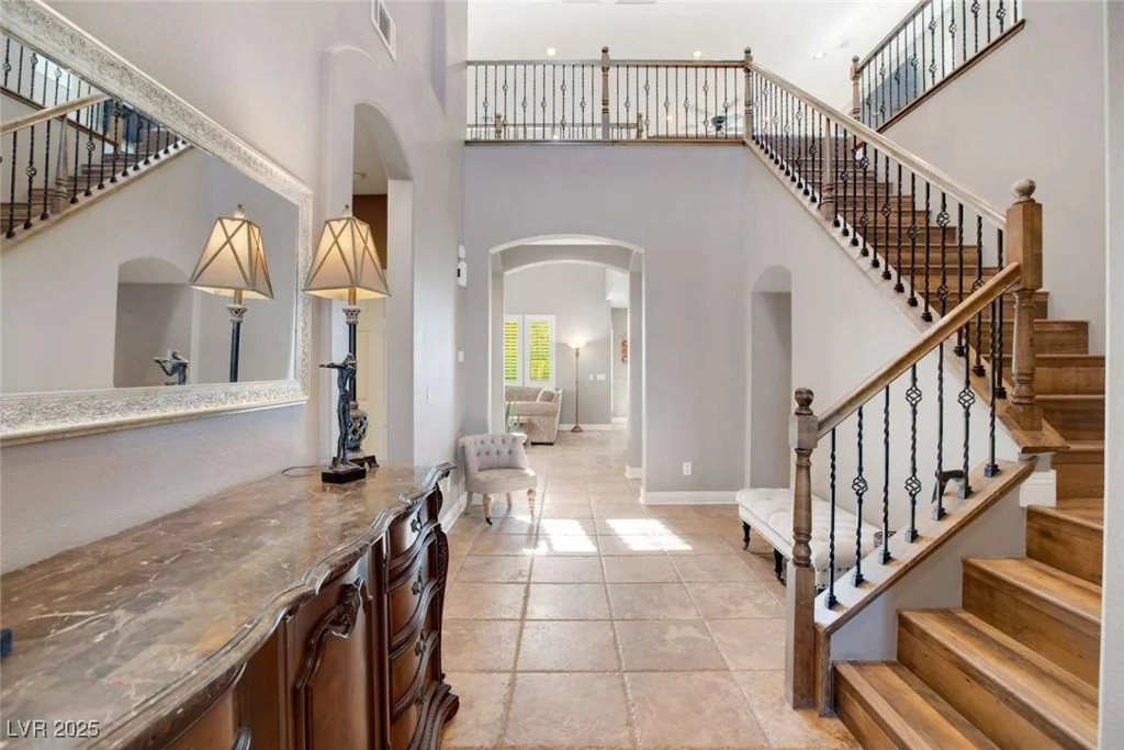 1137 Glistening Point, Henderson, NV 89015