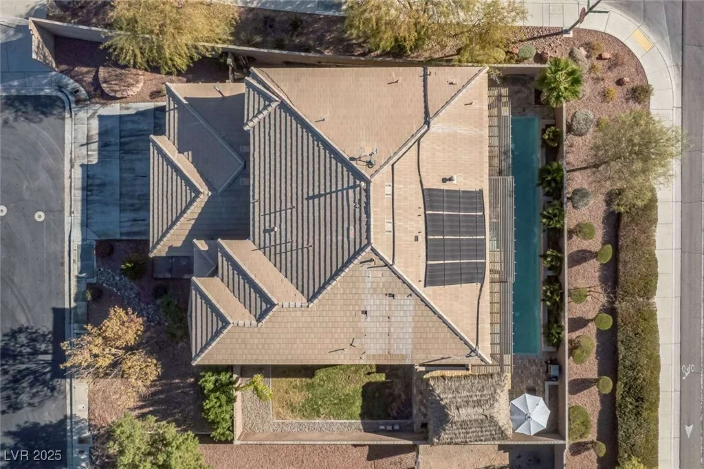 1137 Glistening Point, Henderson, NV 89015
