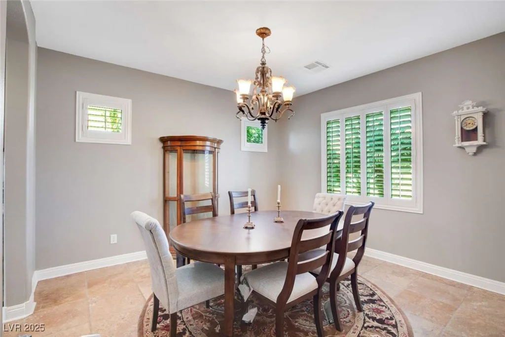 1137 Glistening Point, Henderson, NV 89015