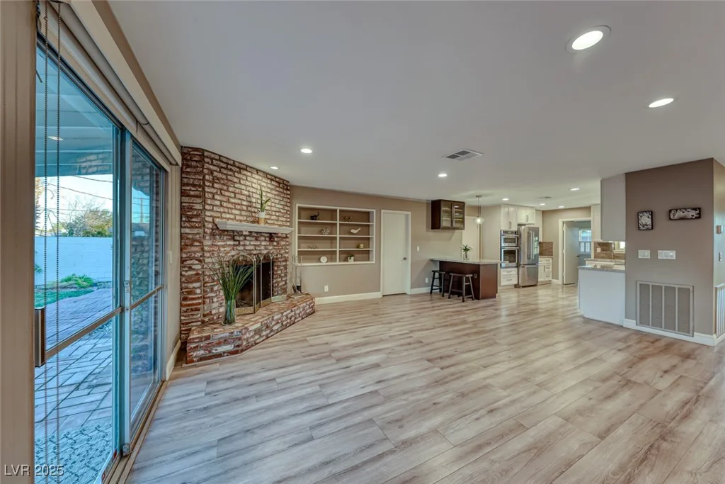 2908 Bryant, Las Vegas, NV 89102