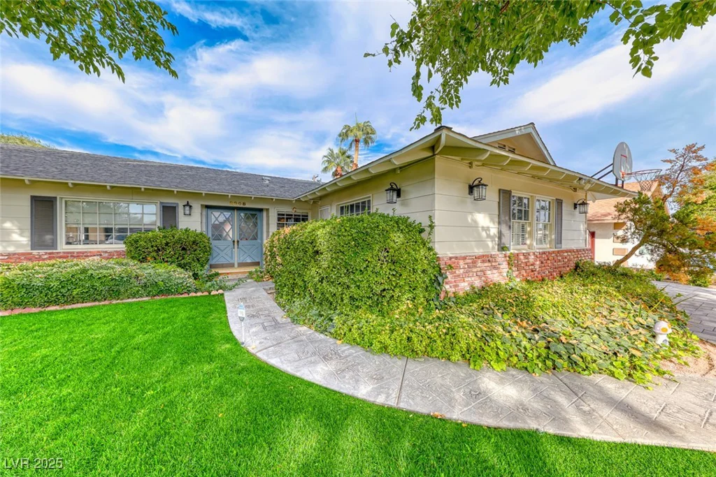 2908 Bryant, Las Vegas, NV 89102