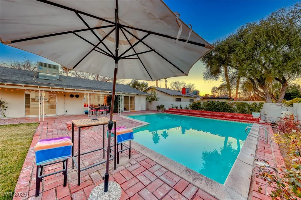 2908 Bryant, Las Vegas, NV 89102