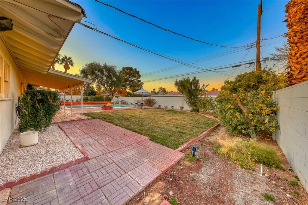 2908 Bryant, Las Vegas, NV 89102