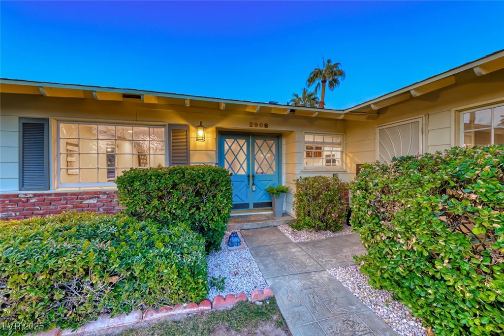 2908 Bryant, Las Vegas, NV 89102