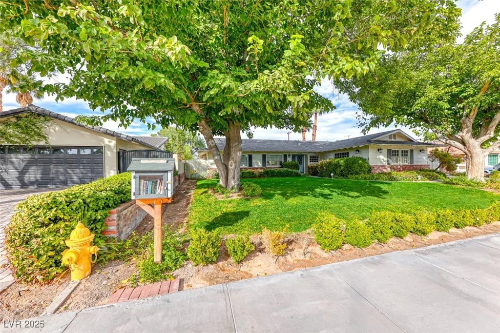2908 Bryant, Las Vegas, NV 89102