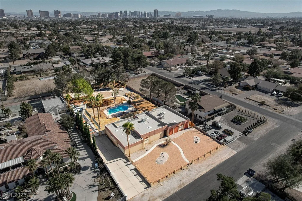 3070 Mann, Las Vegas, NV 89146