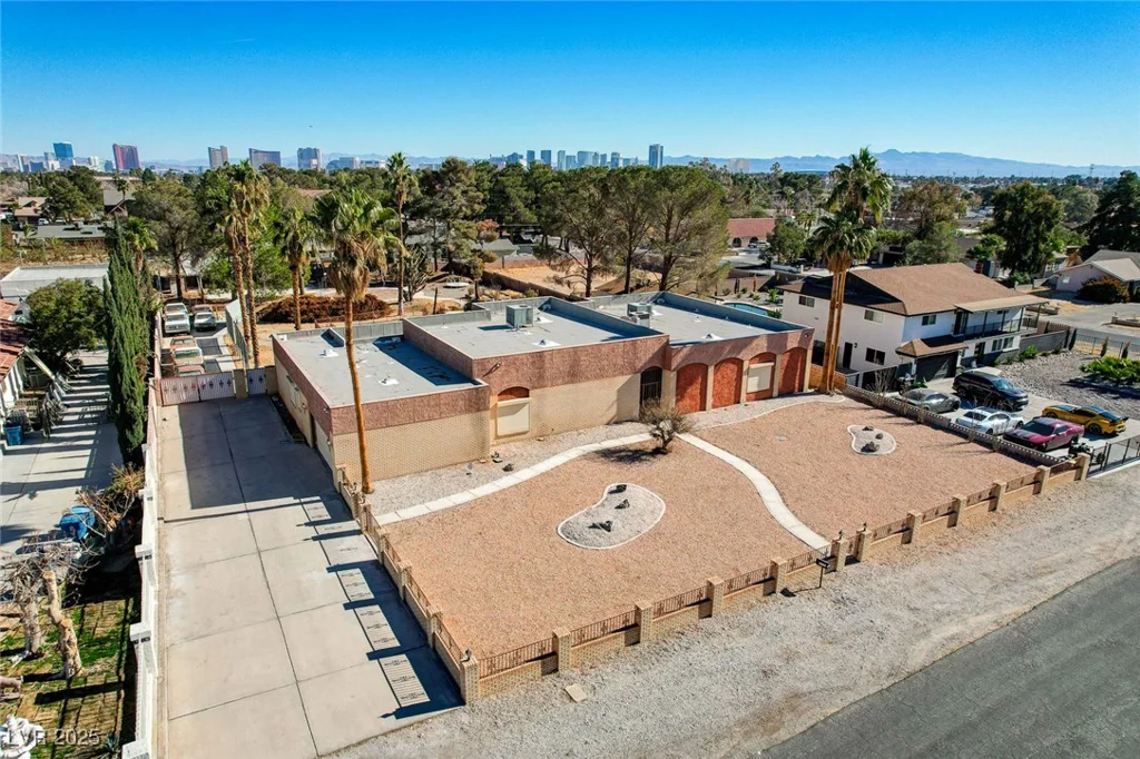 3070 Mann, Las Vegas, NV 89146