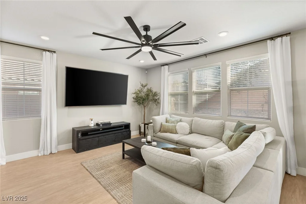 2124 Danzinger, Henderson, NV 89044