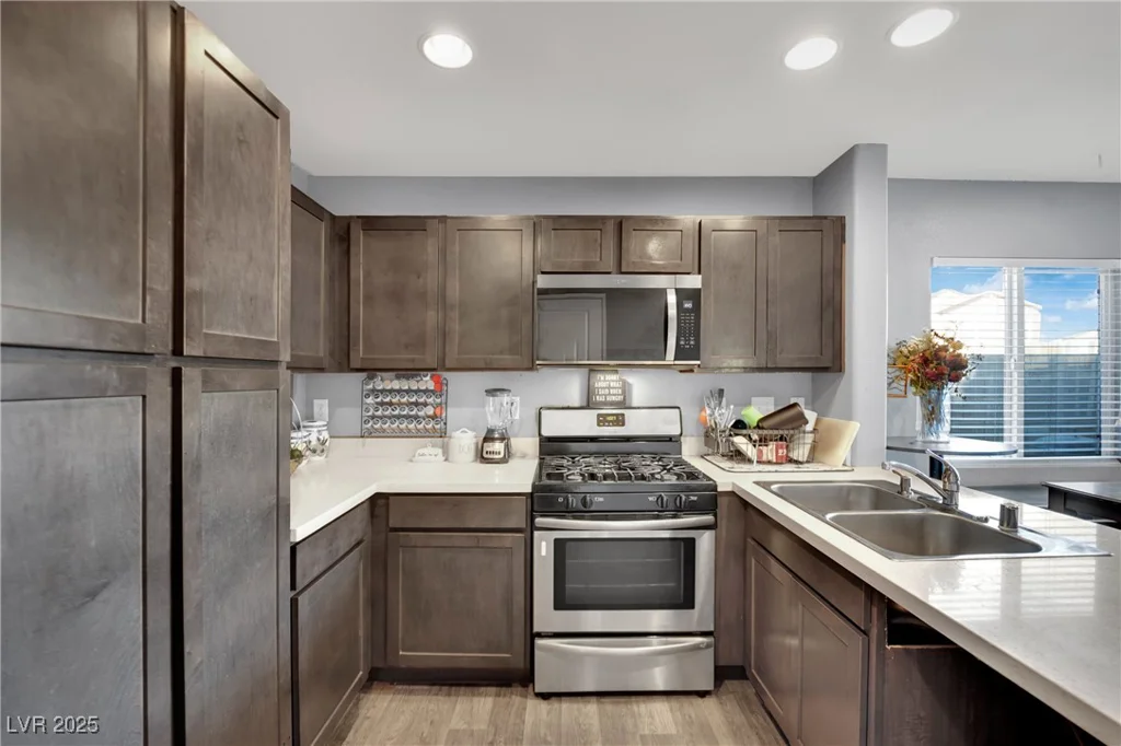 4151 San Cuervo, Las Vegas, NV 89115