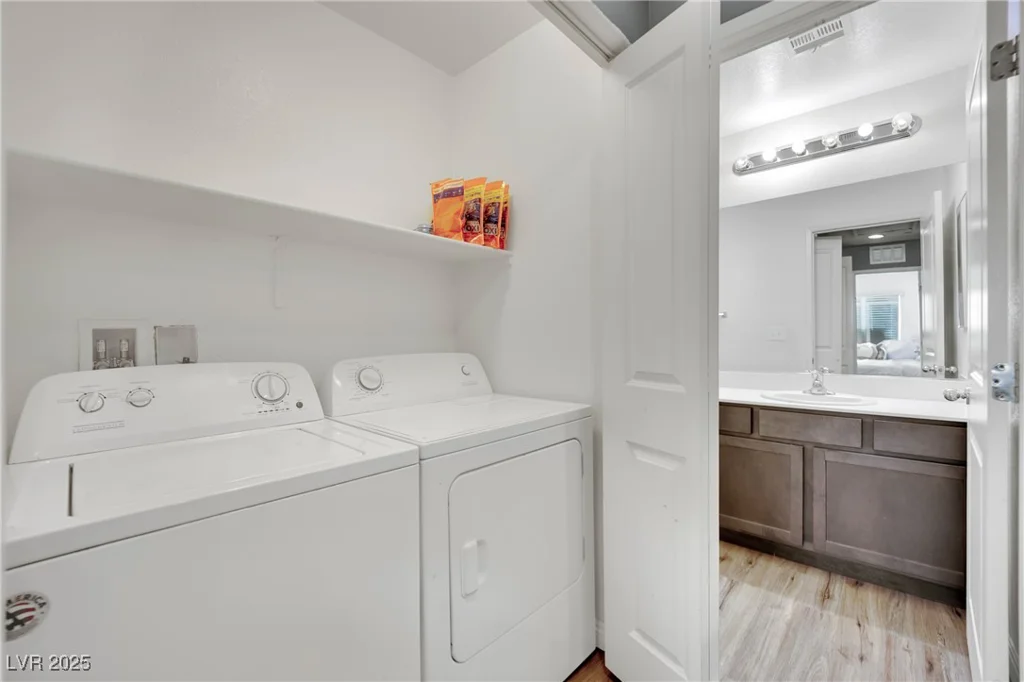 4151 San Cuervo, Las Vegas, NV 89115