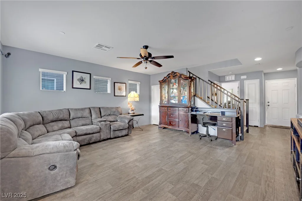 4151 San Cuervo, Las Vegas, NV 89115
