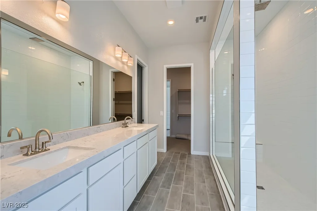 869 Bittern Lake, Henderson, NV 89011
