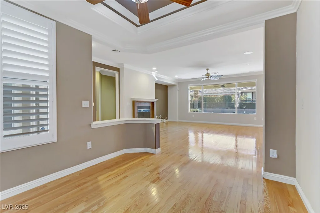10247 Santo Nina, Las Vegas, NV 89135