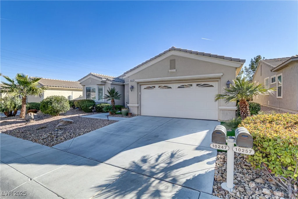 10247 Santo Nina, Las Vegas, NV 89135