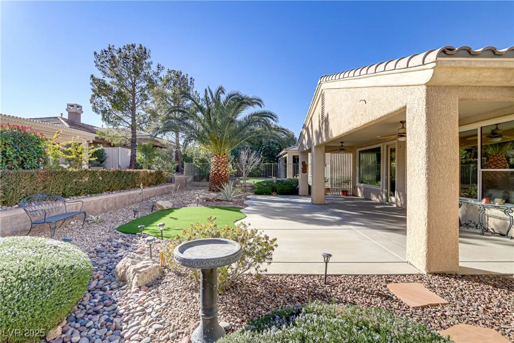 10247 Santo Nina, Las Vegas, NV 89135