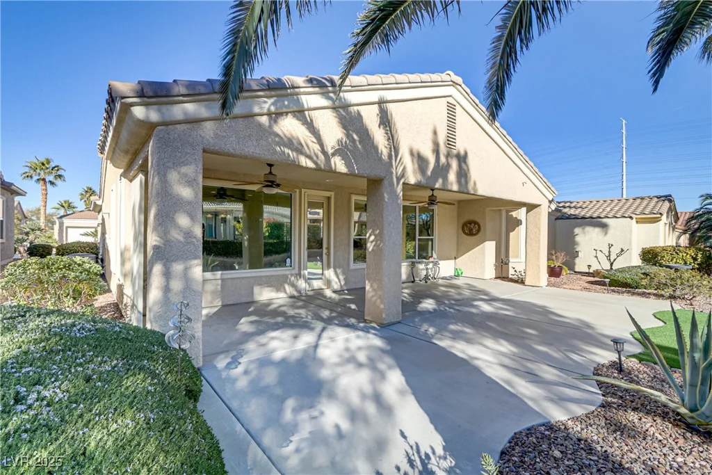 10247 Santo Nina, Las Vegas, NV 89135