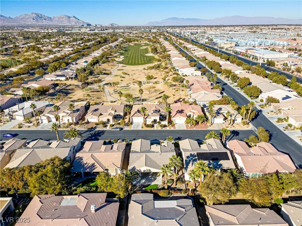 10247 Santo Nina, Las Vegas, NV 89135