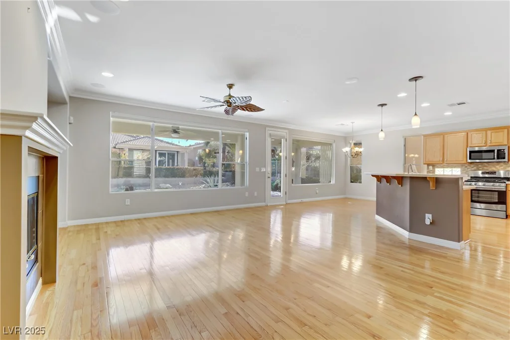 10247 Santo Nina, Las Vegas, NV 89135