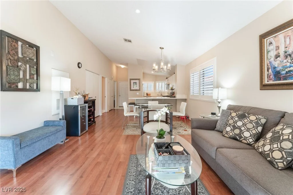 7925 Settlers Ridge, Las Vegas, NV 89145