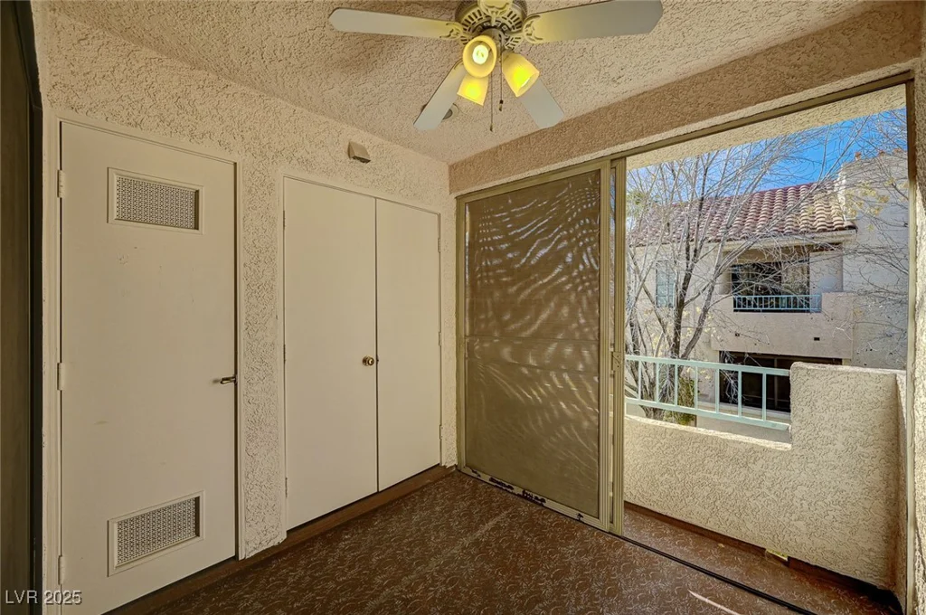 4805 Torrey Pines, Las Vegas, NV 89103