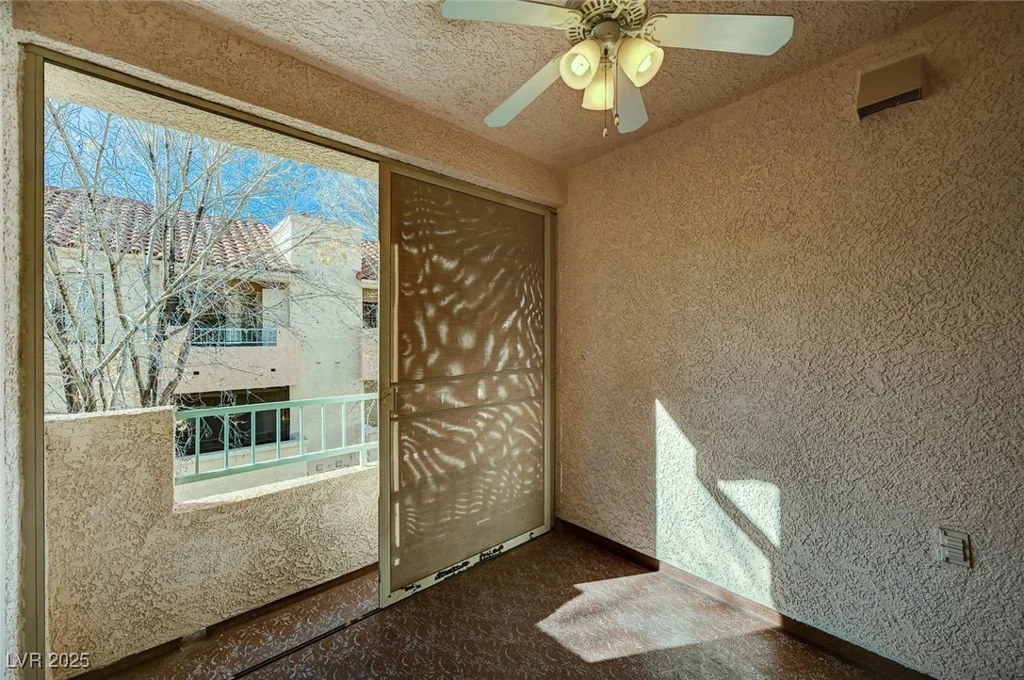 4805 Torrey Pines, Las Vegas, NV 89103